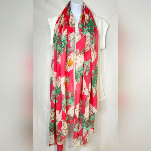 H&M Scarf 41" X 80" Pink Green Floral Raw Hem Preppy Feminine - Picture 1 of 6